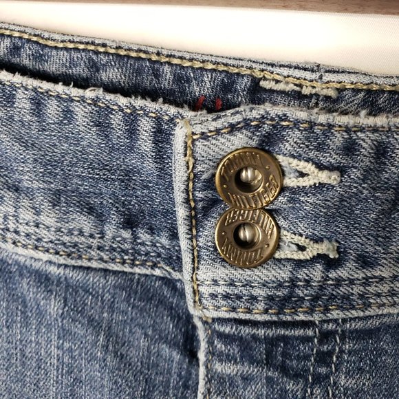 Tommy Hilfiger 8 30x24 Spirit Crop Medium Wash Jeans - Picture 9 of 9